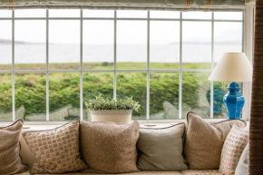 Beautiful spacious old schoolhouse with stunning sea views and beach nearby